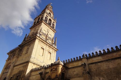 Campanario y minarete - Mezquita Córdoba