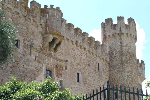 Castillo de las Arguijuelas de Abajo