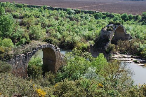 Puente romano de Mantible