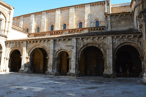 Basílica de San Isidoro (León)