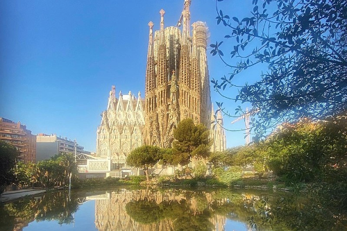 Fachada del Nacimiento