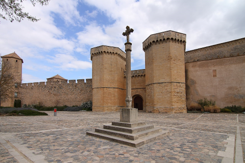 Entre muros sagrados: cómo se organiza el monasterio