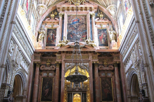 19. Altar mayor y coro