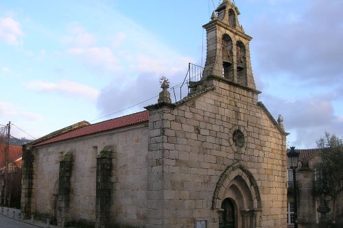 Iglesia de Santiago de Bembrive