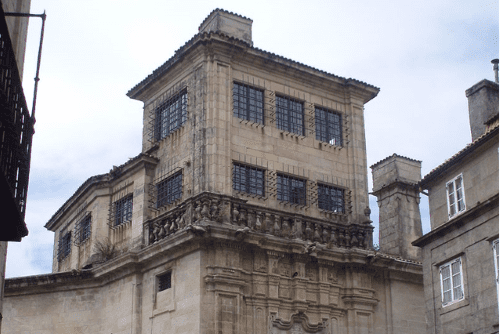 Monasterio de San Pelayo de Antealtares